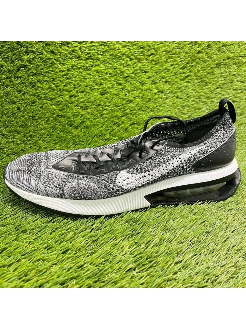 Nike please review